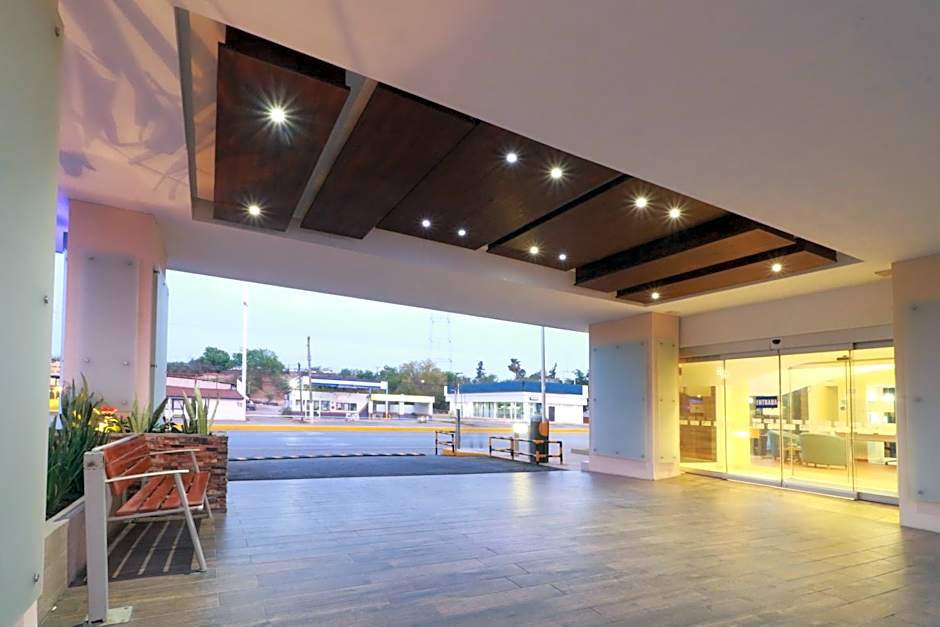 Holiday Inn Express Piedras Negras By IHG