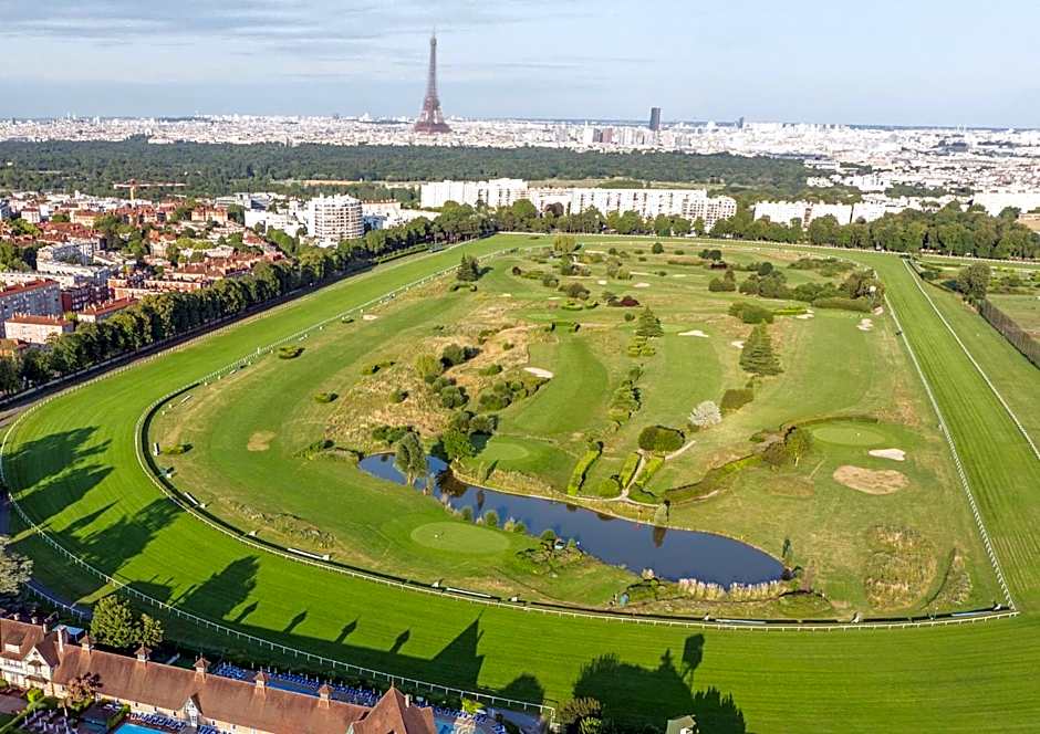 Renaissance Paris Hippodrome de St. Cloud Hotel