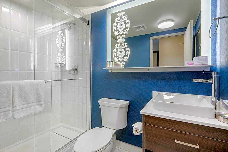 The Champlain Waterfront Hotel, an Ascend Collection Hotel