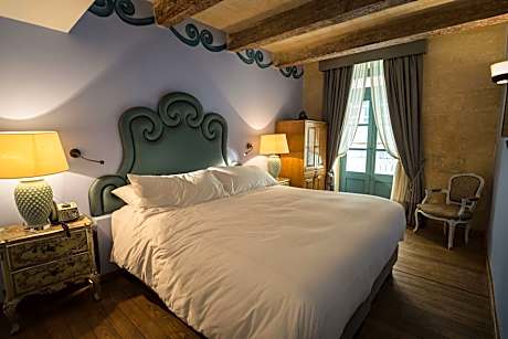 Deluxe Double or Twin Suite
