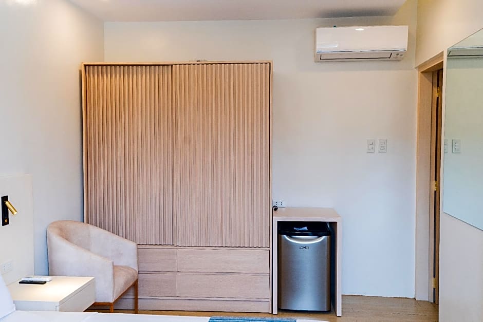 KLM Condotel