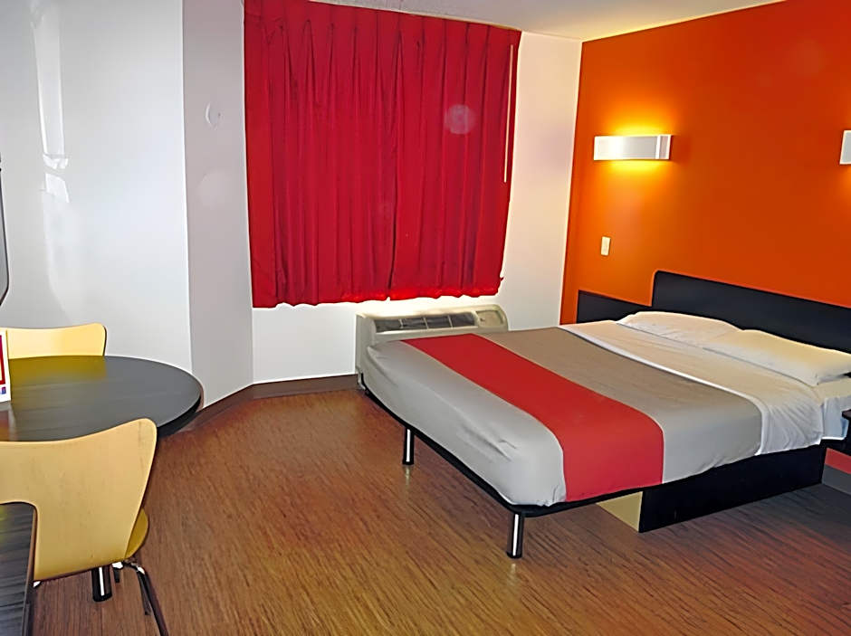 Motel 6-Plano, TX - West - Frisco