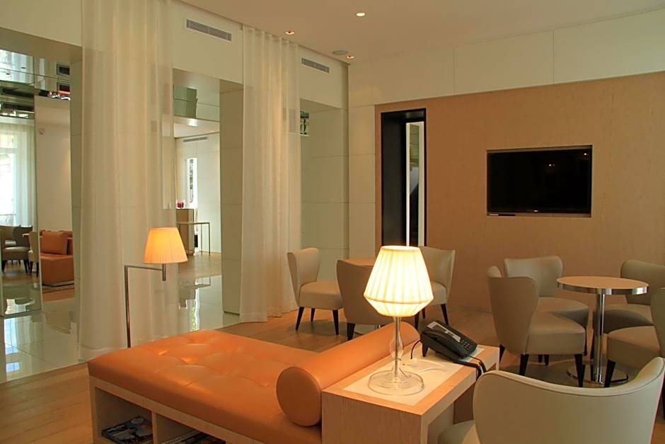 Le Cesar Hotel