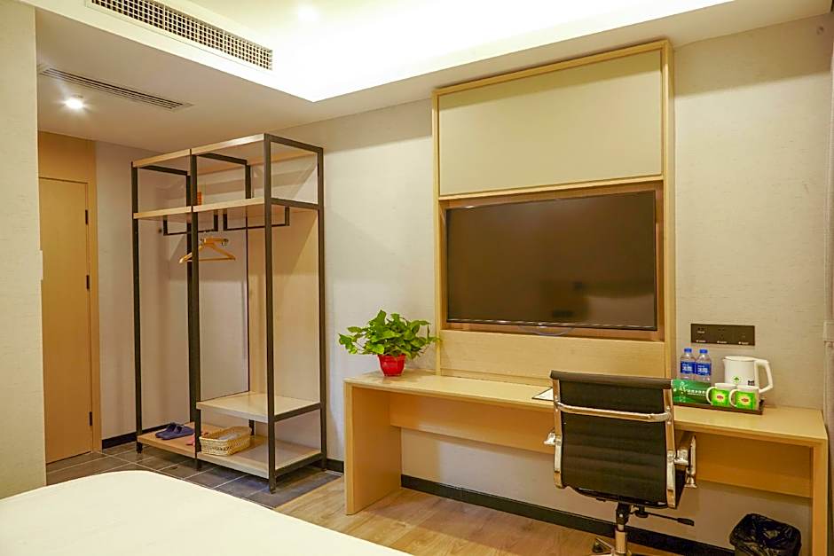 GreenTree Inn Exhibition Center University Road Hotel