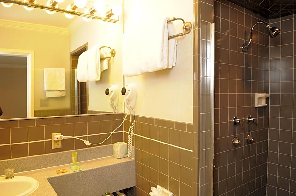 Civic Center Motor Inn – San Francisco, CA