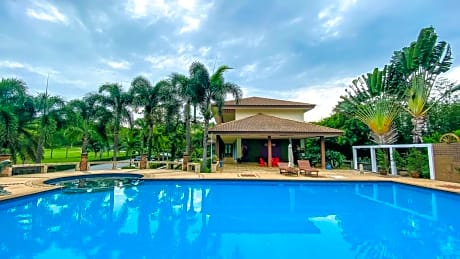 Muak Lek Forest Resort