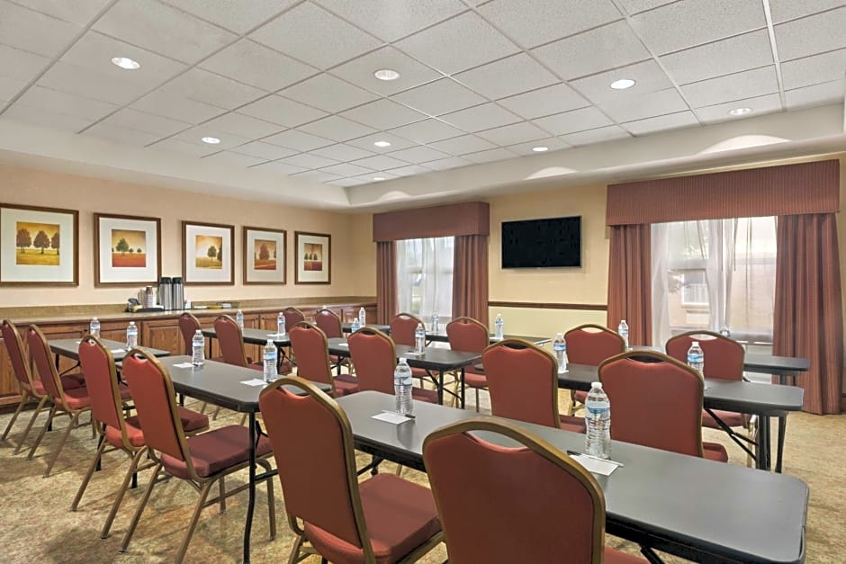 Country Inn & Suites by Radisson, Macon North, GA