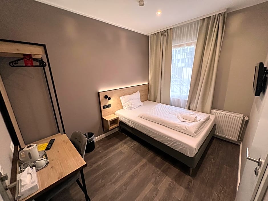 JJ Hotel Hannover-City-Pension