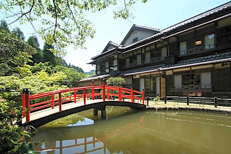 Climbing carp/drinking fortune Taisho/Showa style Japanese-style room
