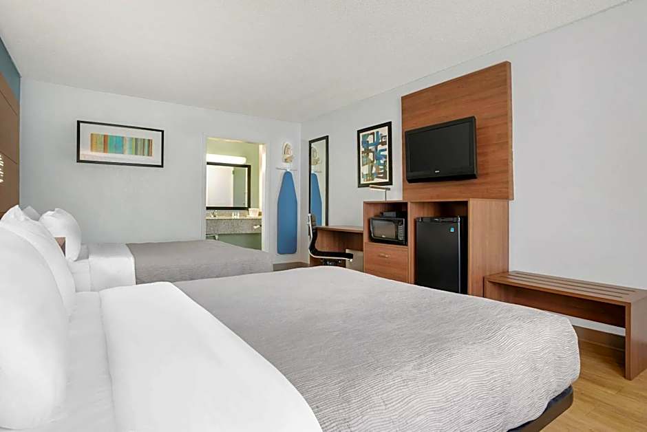 Quality Inn & Suites Near Lake Eufaula