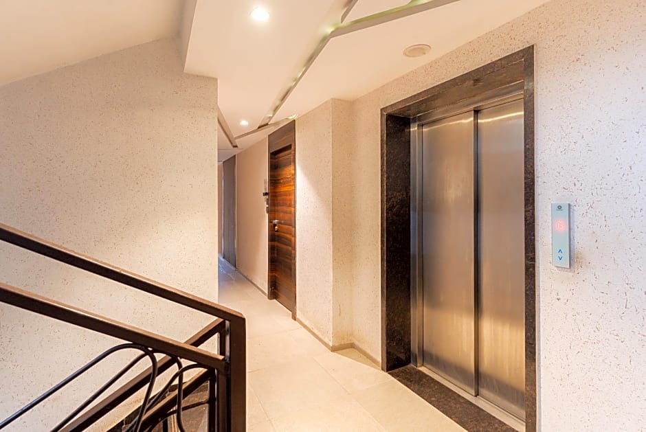 Treebo Supreme Grande