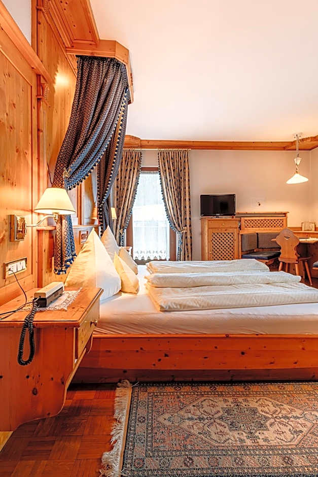 Hotel Enzian Genziana
