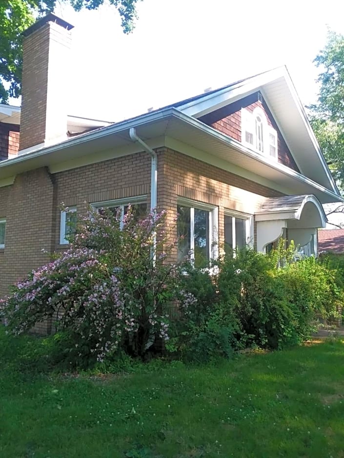 Harriott House, The Summer Room