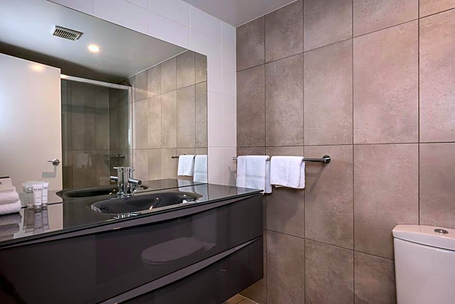 Snowgoose Apartments