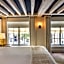 Le Pavillon de la Reine & Spa, Place des Vosges
