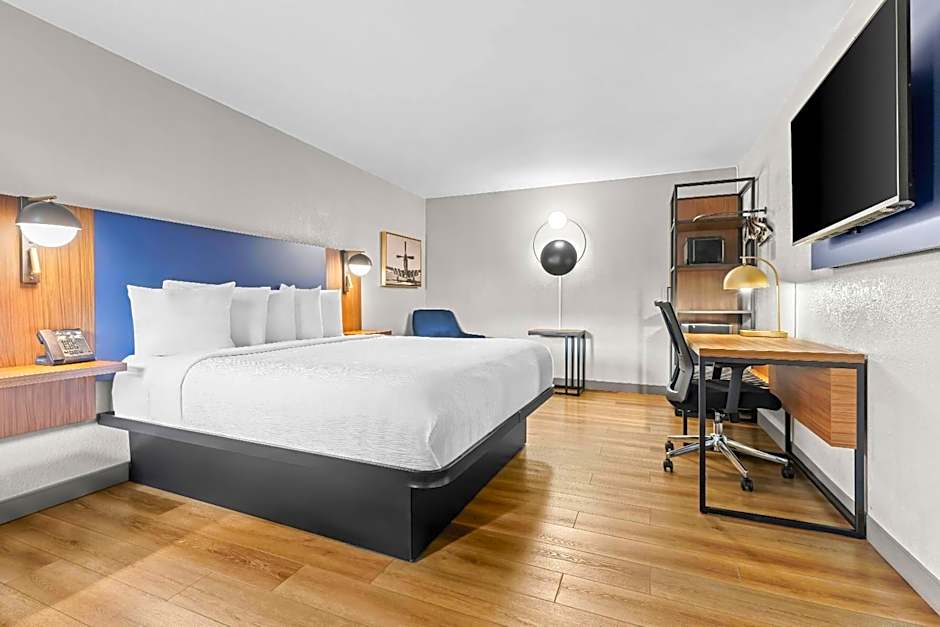 La Quinta Inn & Suites by Wyndham Huntsville Research Park