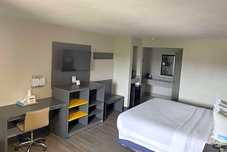 King Room - Non-Smoking