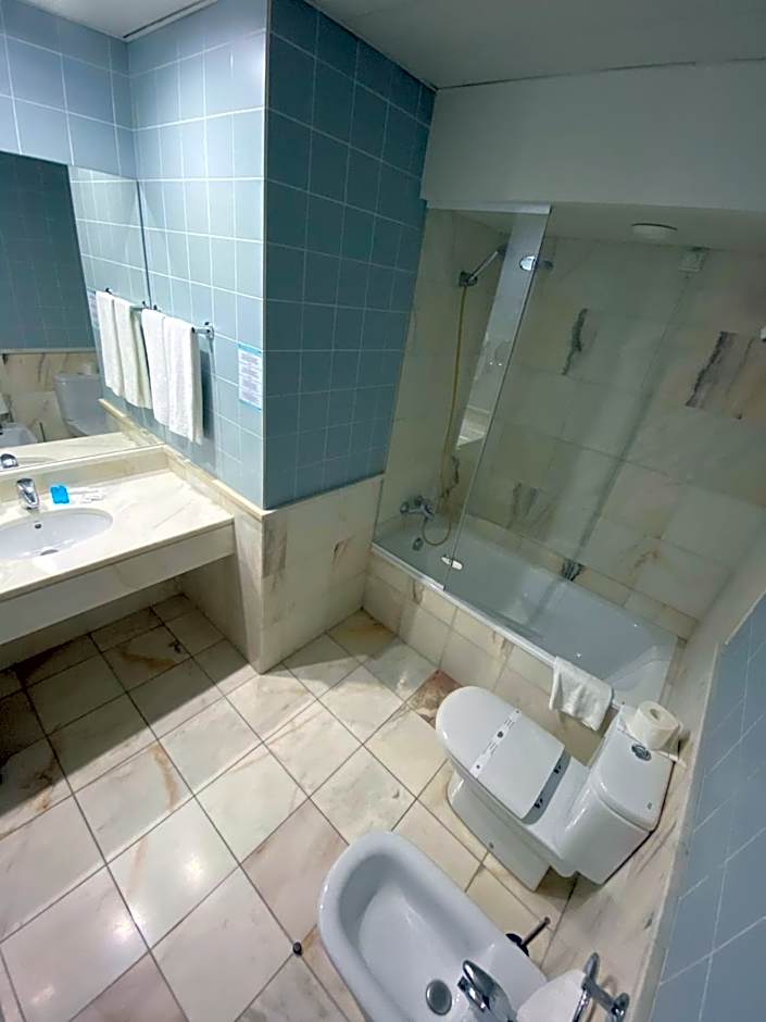 Apulia Praia Hotel