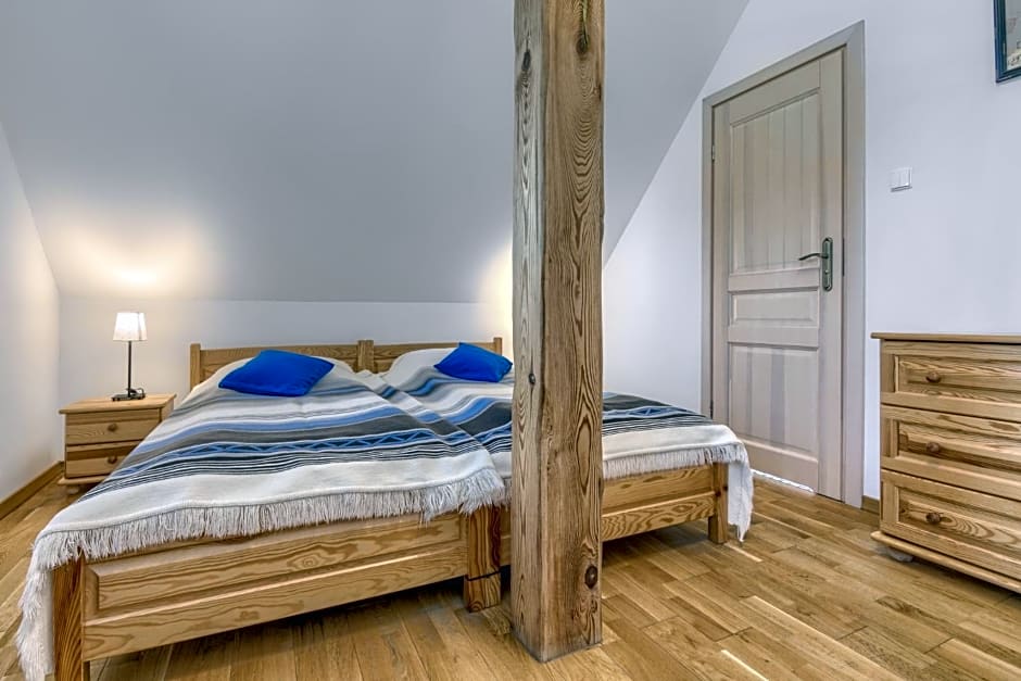 Stara Szkola Trzcin 20