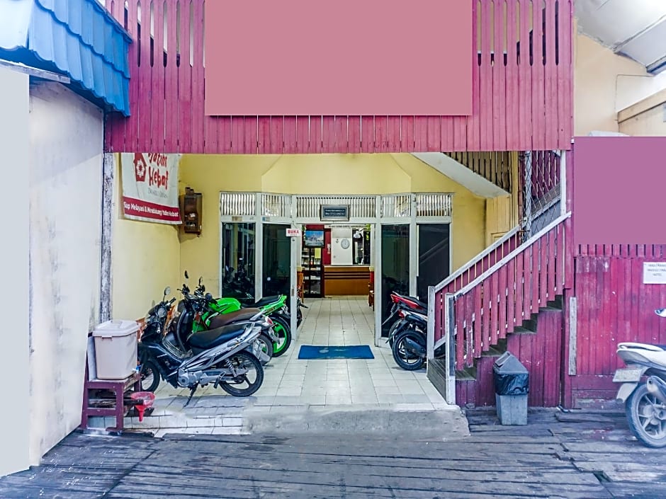 Hotel O Anggrek Daqu Syariah Kapuas