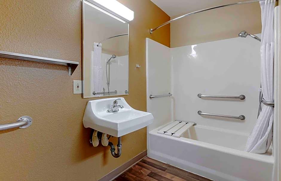 Extended Stay America Suites - Pleasant Hill - Buskirk Ave.