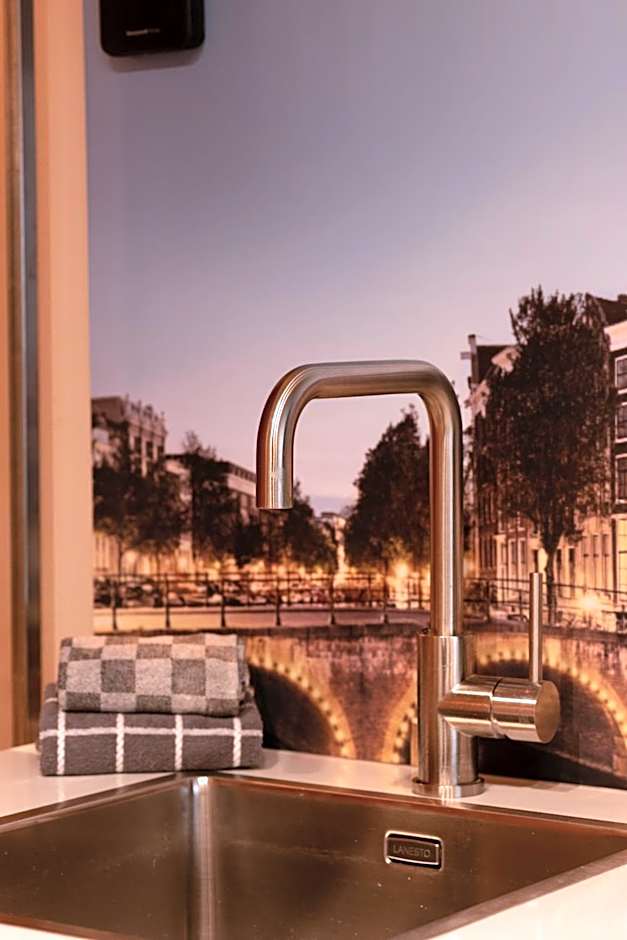 Midtown Hotel Royal Room