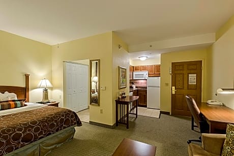 Studio Suite with Two Double Beds