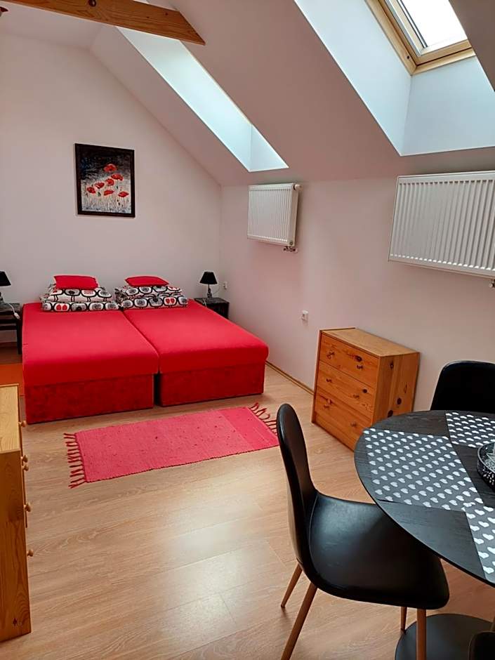 Dvoupokojový apartmán s kuchyňským koutem