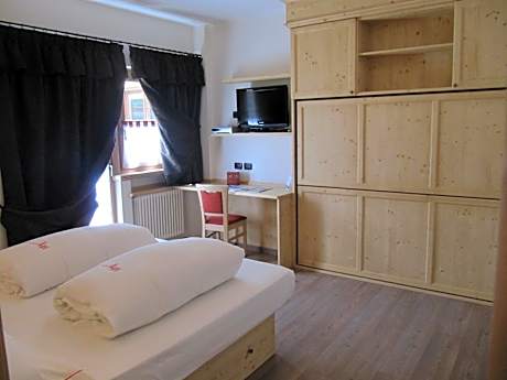 Double Room- Ground Floor