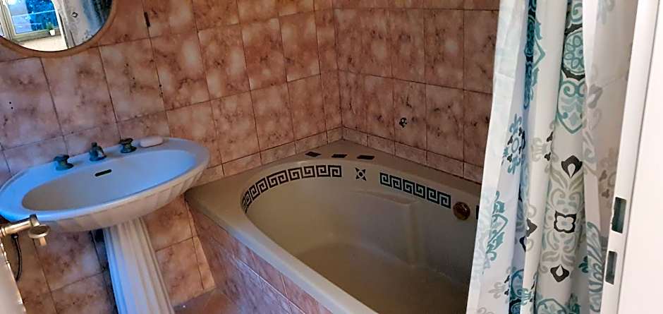 B I E S T O Aparthotel