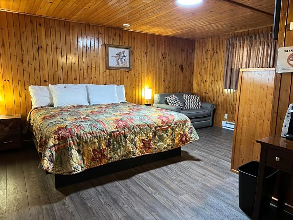 Sunset Motel of St. Ignace