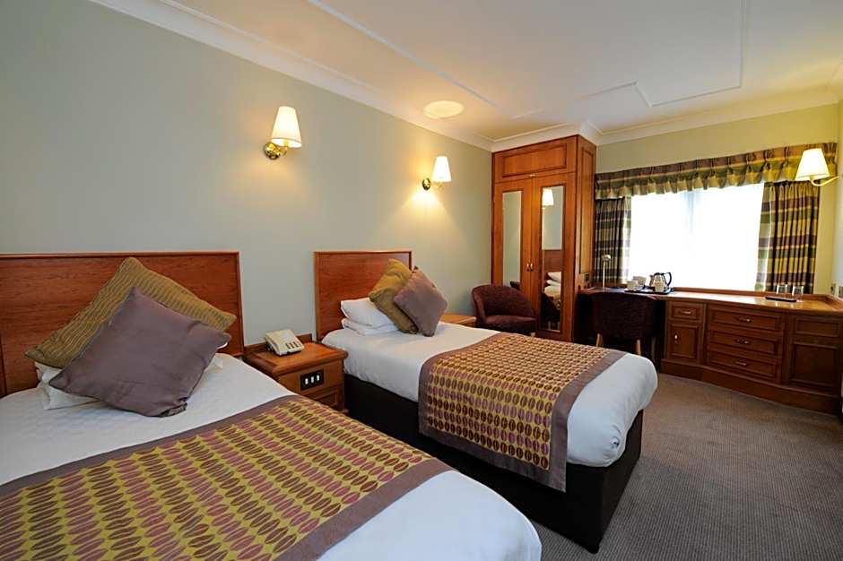 Best Western Plus Pinewood Hotel, Manchester Airport South Handforth
