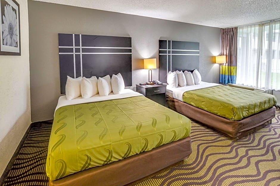 Quality Inn & Suites Hardeeville - Savannah North - Renovated with Hot Breakfast Included