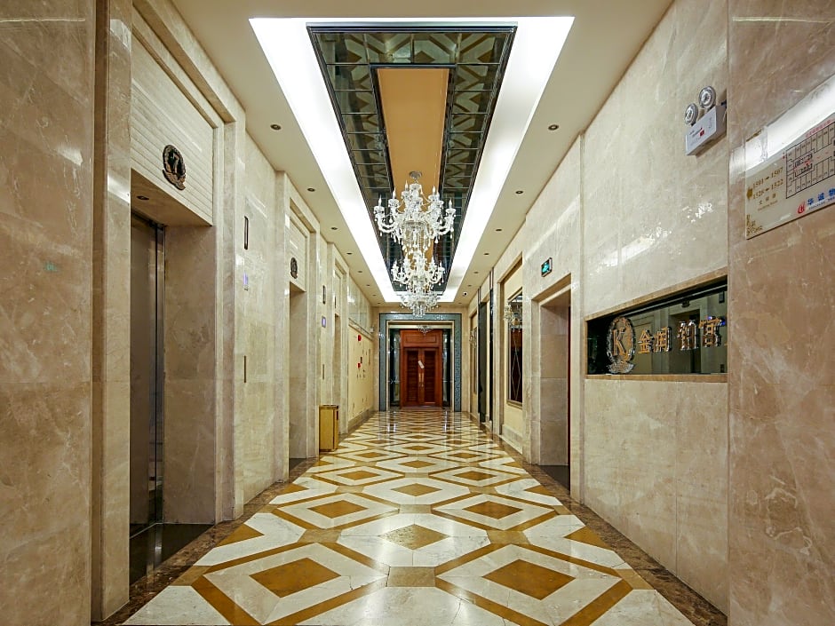Louidon Mega Apartment Hotel Of Kam Rueng Plaza