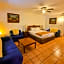 Hotel Holly