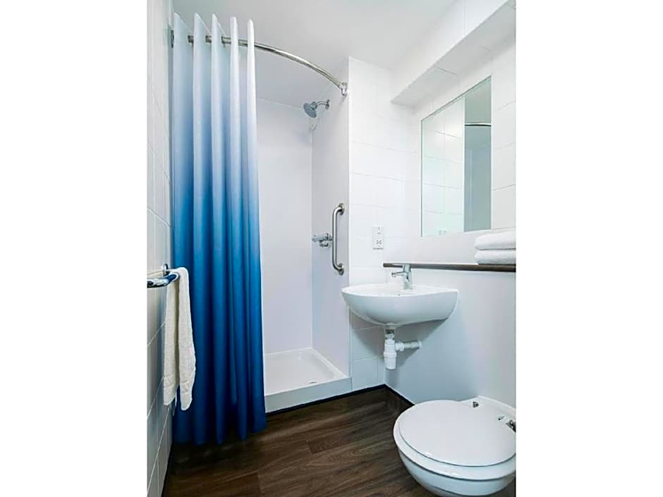 Travelodge Birmingham Fort Dunlop