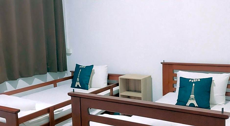 Thepnakorn Hotel
