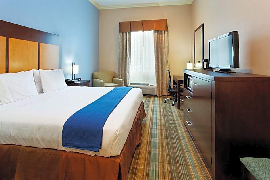 Holiday Inn Express Benicia By IHG