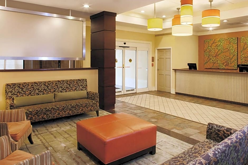 DoubleTree Suites by Hilton at The Battery Atlanta