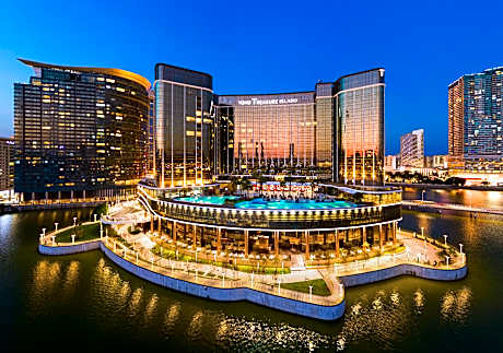 YOHO Treasure Island Hotel