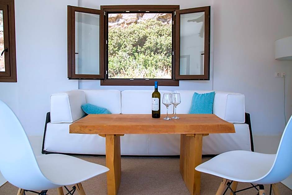 Spathi Beach Suites Kea