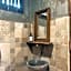 TwoSpaces Living at Wave And Chill House, Canggu