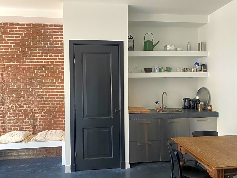 Amstel Boutique Studio