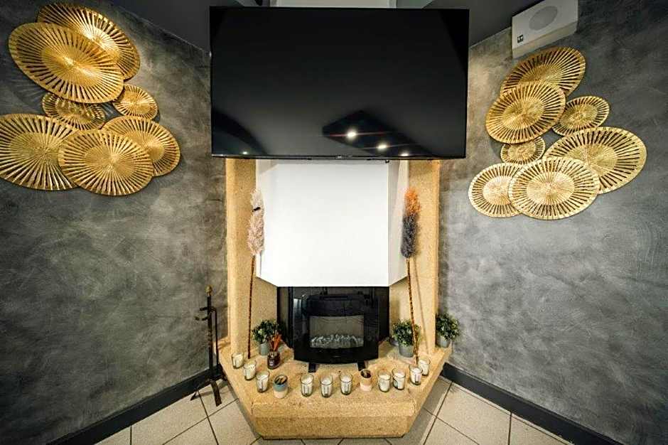 Brit Hotel La Bonne Etape