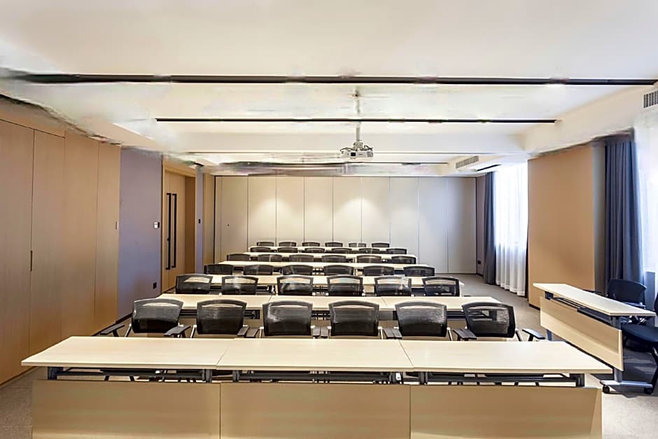 Atour Hotel Houma Xintian Plaza