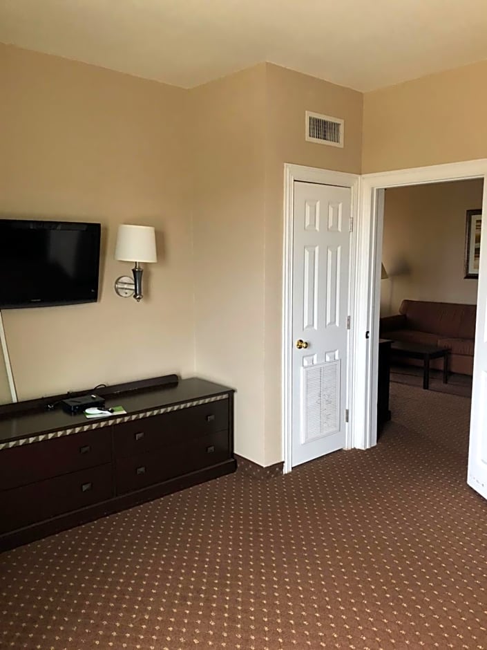 Americas Best Value Inn & Suites Gun Barrel City