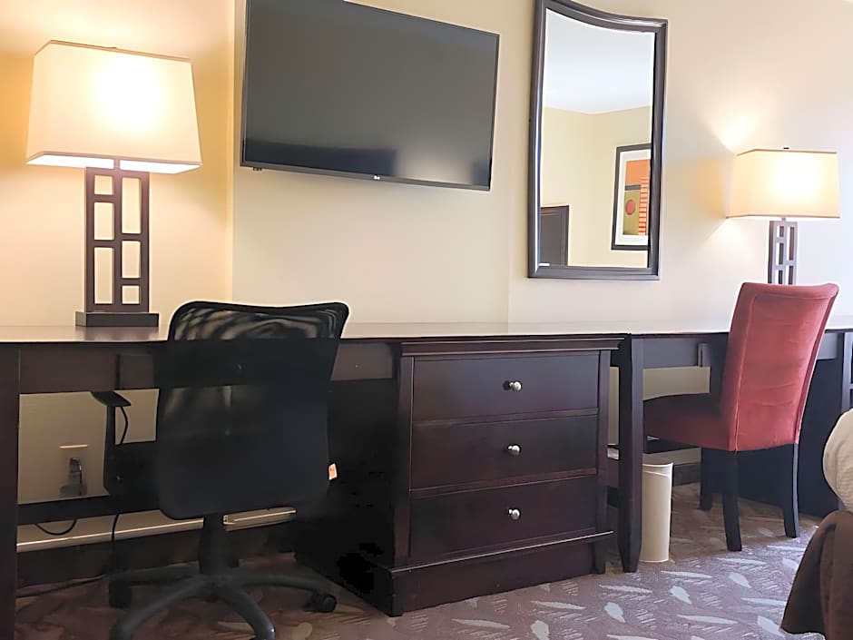Best Western Plus Augusta North Inn & Suites
