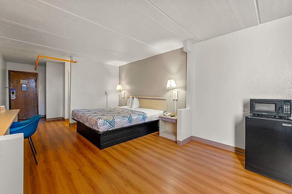 Motel 6-Decatur, GA
