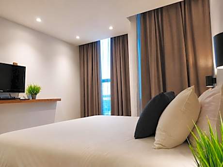 Superior King Room