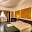 Hotel Motel Regal